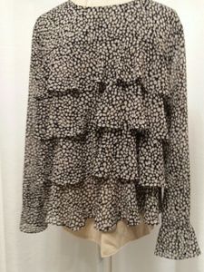 Loft long sleeve blk & white top with ruffles